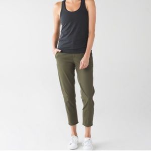 Lululemon city trek trouser